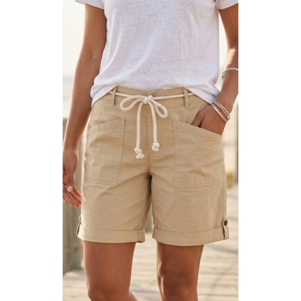 Island Collection Stella Parker Womens Cement Khaki Shorts Size 16P NWT